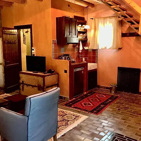 Hotel de apartamente Montanema Handmade Village