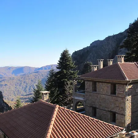 Aparthotel Montanema Handmade Village 4*