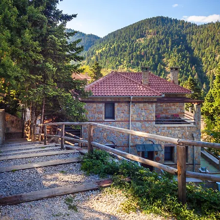 Montanema Handmade Village 4* Platanakos