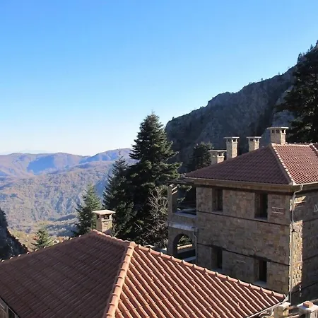 Апарт-отель Montanema Handmade Village 4*