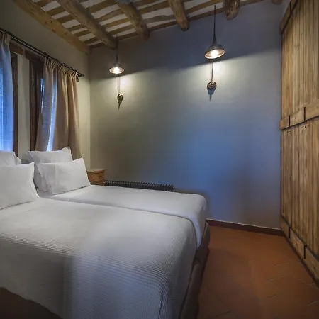 Aparthotel Montanema Handmade Village 4*