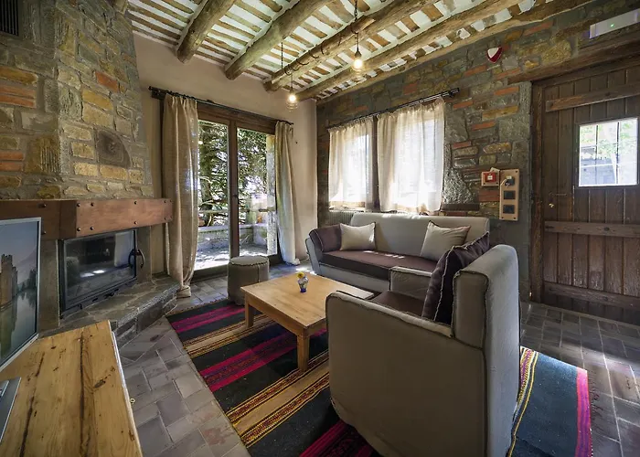 Montanema Handmade Village Platanakos