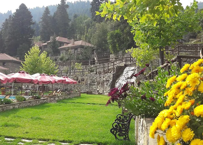 Montanema Handmade Village 4* Platanakos